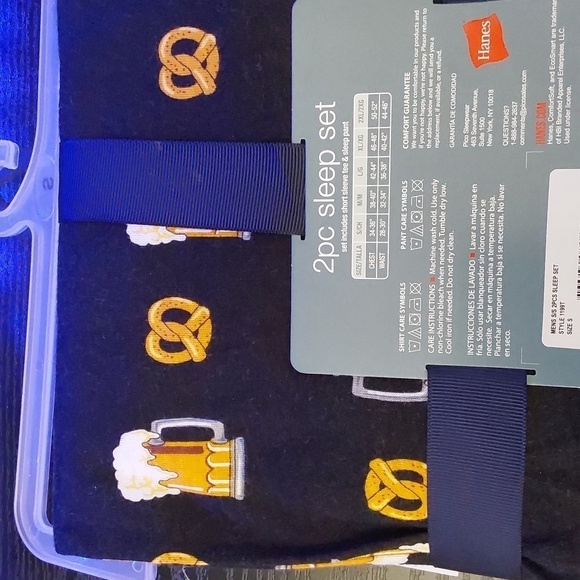 Men's Beer & Pretzel Food Print Pajama 2pc Set | Hanes | Small - Picture 6 of 10